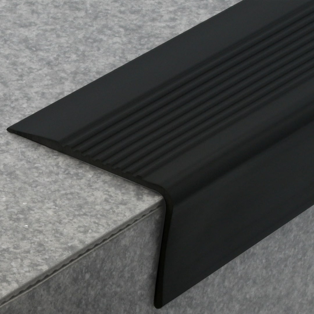Fer de marche plastique noir