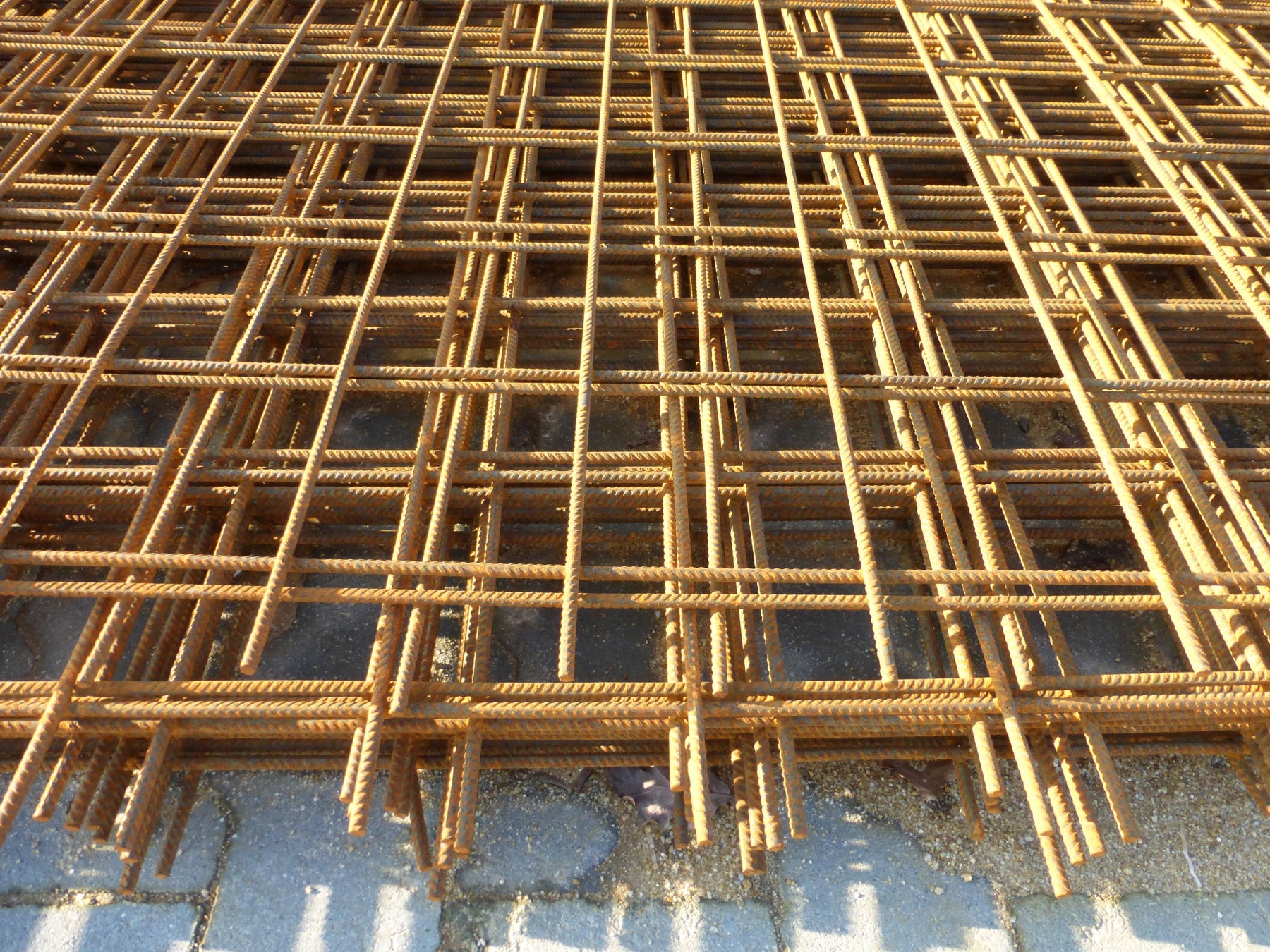 Treillis soudé ST25CS D7/7 2,40 x 3,00 m – armatures métalliques pour béton